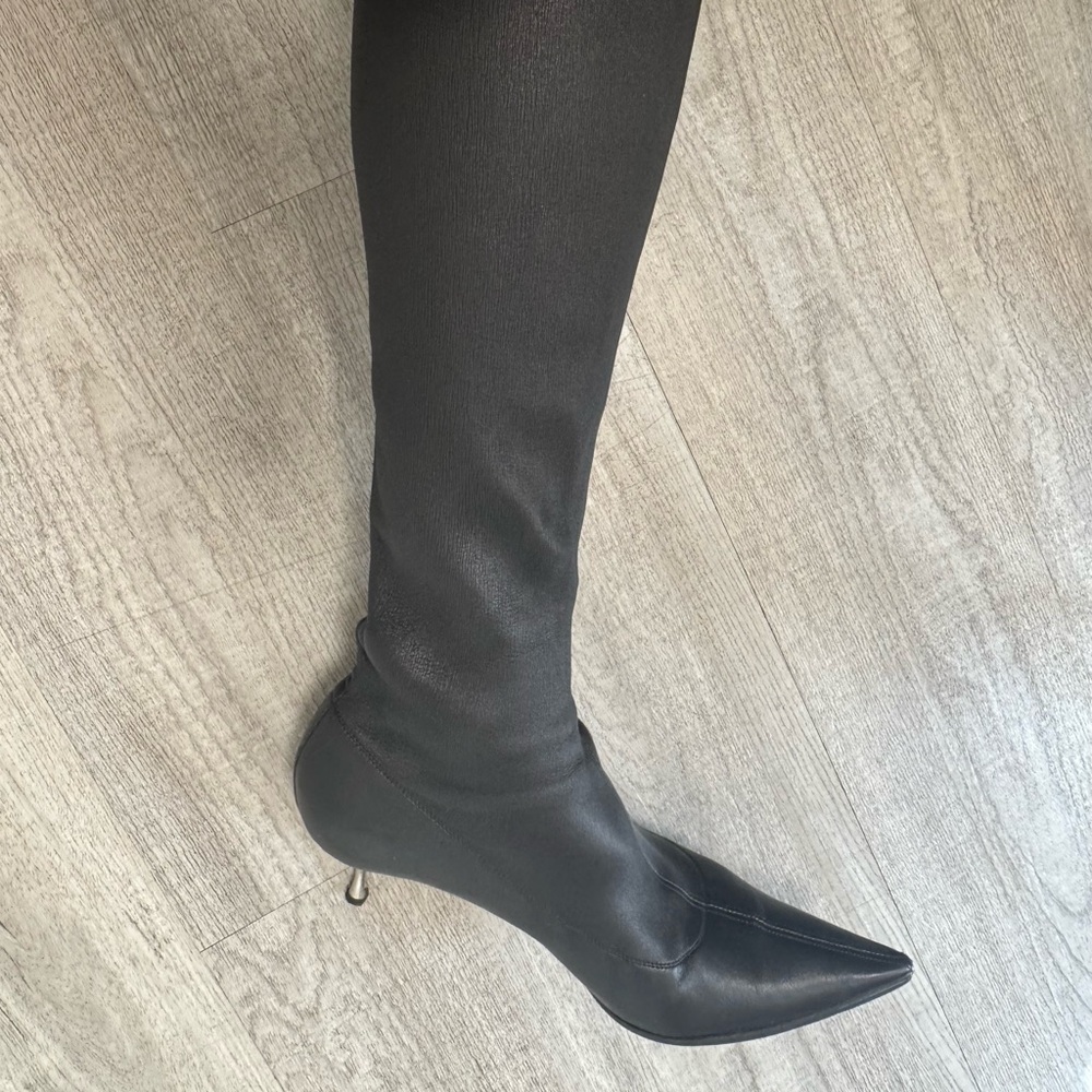 Sergio Rossi Black Stretch Leather Knee Boots 38.5 Pointed Toe Kitten Heel - Picture 6 of 9